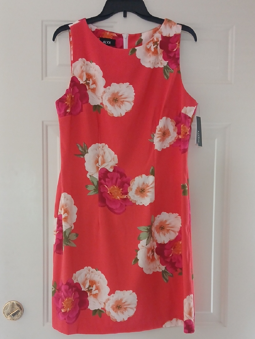 NWT ALYX Coral Floral Sleeveless Shift Dress with White & Fuchsia Blooms